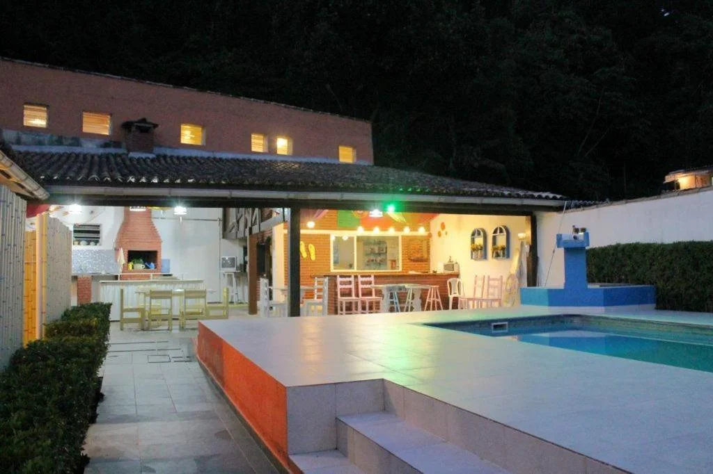 Caminho de pedras no jardim